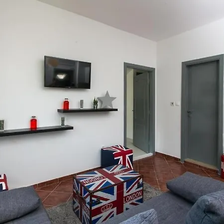 Villa Terra -Fontana Guest house *